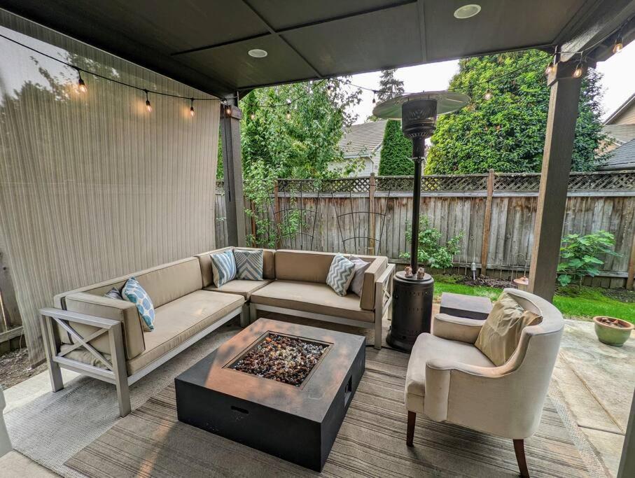 Spacious 3-Bedroom Home With Outdoor Space Eugene Kültér fotó